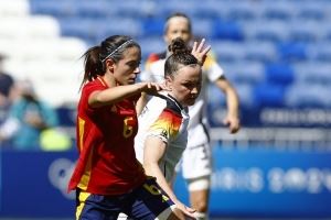 邦马蒂：我们立志继续书写历史，要争取打入女足欧洲杯决赛