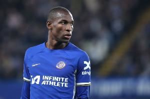 记者：曼联与杰克逊的代表进行会谈，切尔西对加纳乔感兴趣