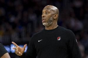 😂比卢普斯：利拉德新赛季是史上最贵助教 会让他每天好好工作