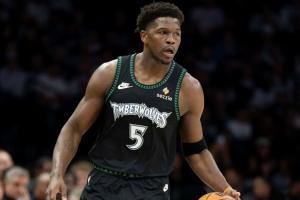 👀Shams：爱德华兹因右腿筋拉伤将伤缺两周！